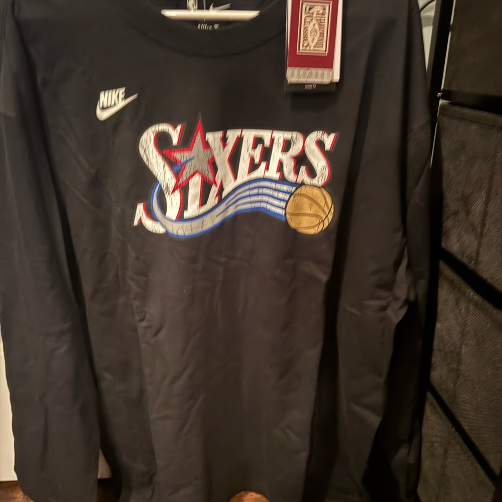 Nike Black Graphic Shirt - Brand New